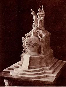 Oran- Gare- Monument aux morts- 06